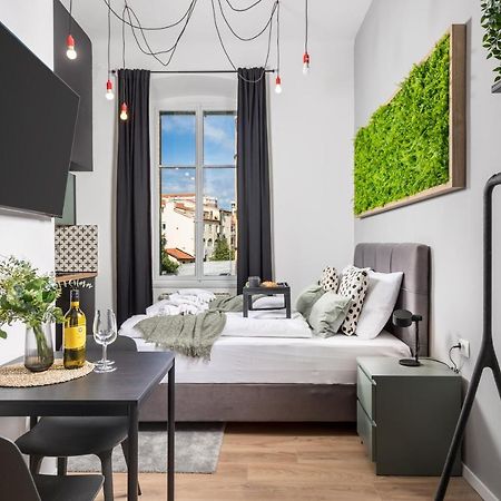 Apartments & Rooms One World Rijeka Dış mekan fotoğraf