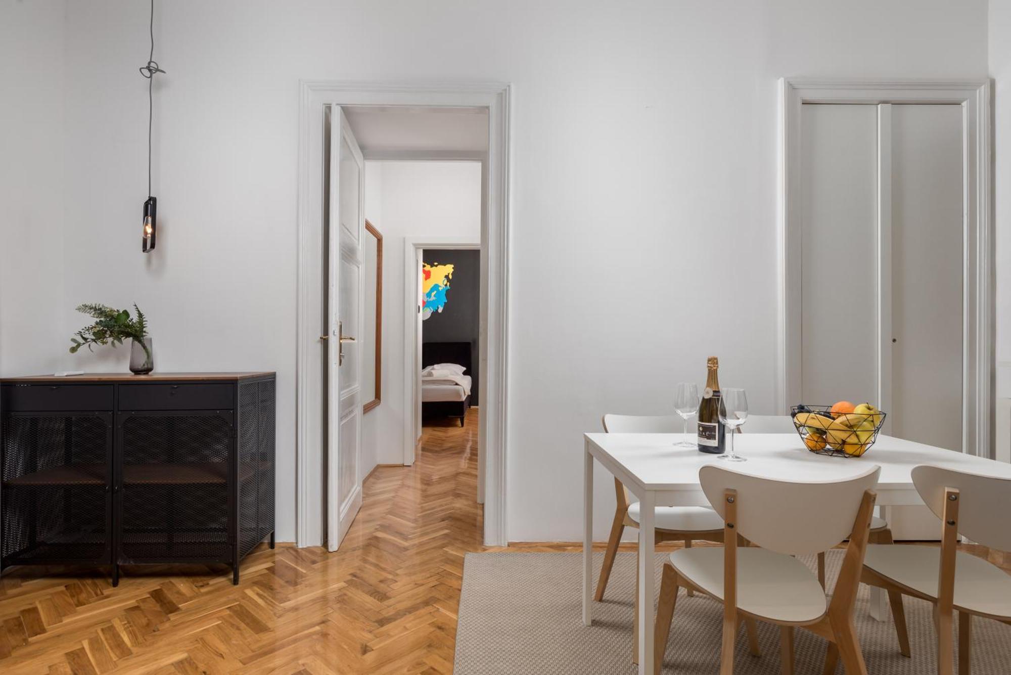 Apartments & Rooms One World Rijeka Dış mekan fotoğraf